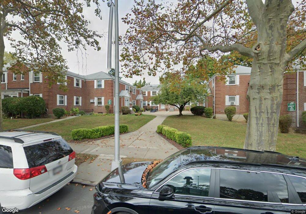 246-09 Union Turnpike unit D-2, Bellerose, NY 11426 - photo 1