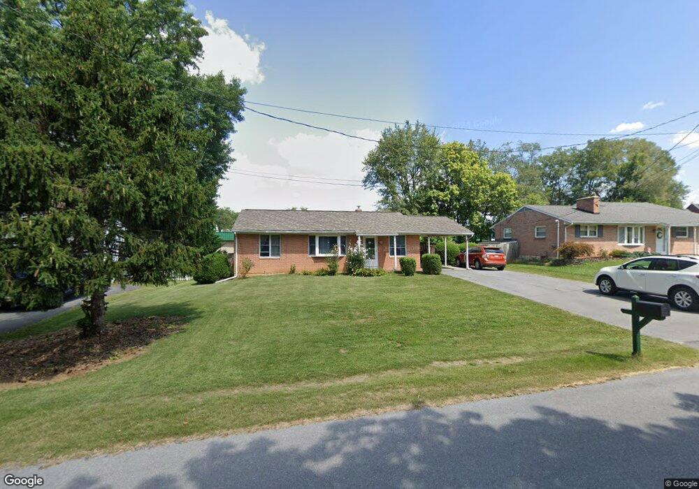 18636 Crestwood Dr, Hagerstown, MD 21742 - photo 1