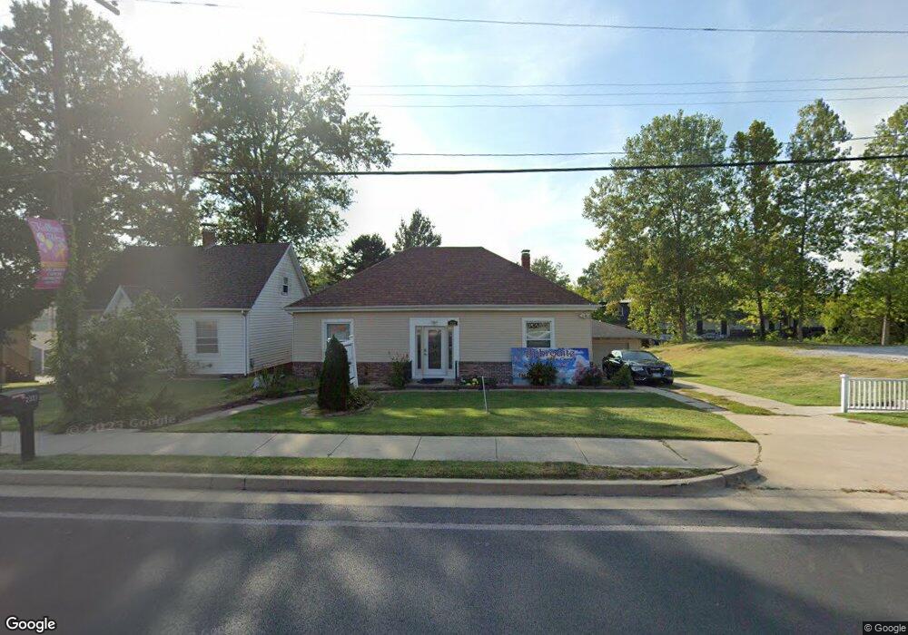 2321 N Center St, Maryville, IL 62062 - photo 1