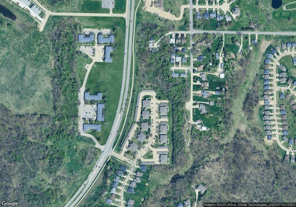 2135 29th St NW unit 5, Cedar Rapids, IA 52405 - photo 1