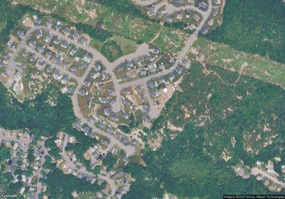 3 Pzegeo Cir, Peabody, MA 01960 - photo 1