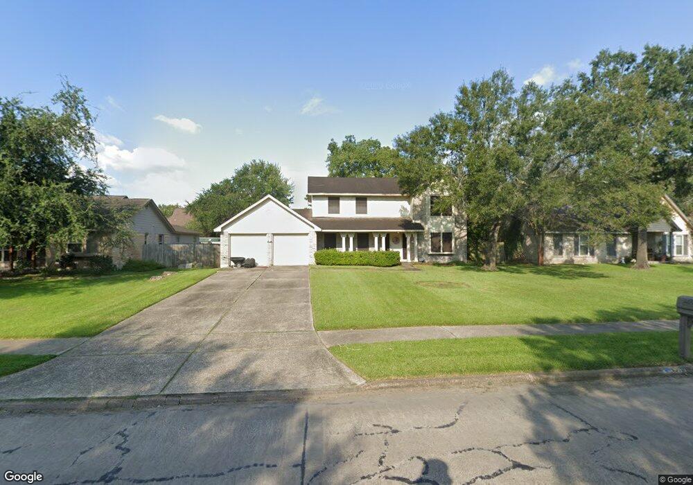 1510 Windsor Dr, Friendswood, TX 77546 - photo 1