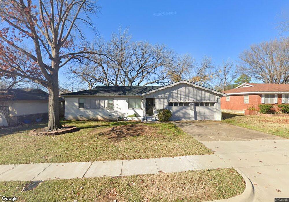 851 Dora St, Bedford, TX 76022 - photo 1