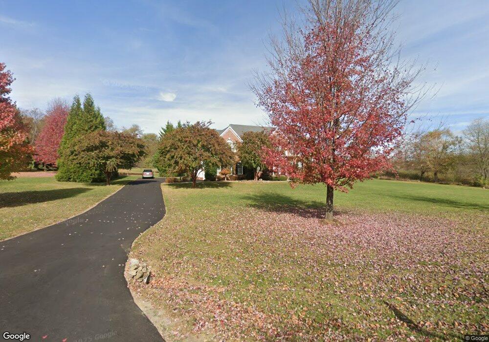 35538 Autumn Ridge Ct, Round Hill, VA 20141 - photo 1