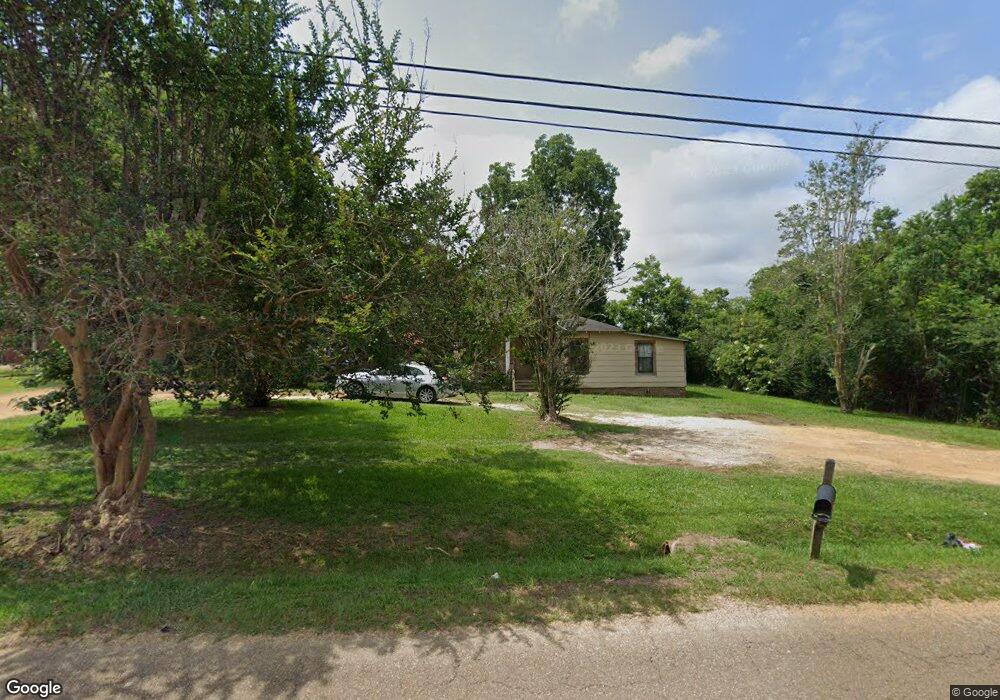 1044 McComb Holmesville Rd, McComb, MS 39648 - photo 1