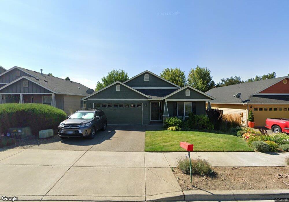 406 Summit Ridge Dr E, the Dalles, OR 97058 - photo 1