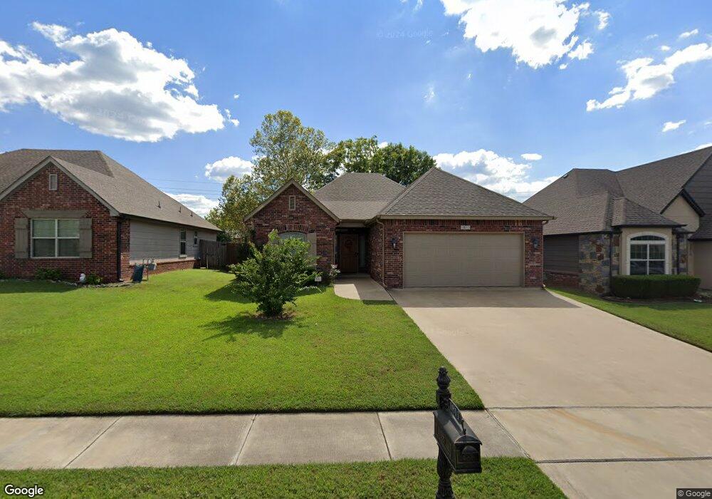 1811 W Canton Place, Broken Arrow, OK 74012 - photo 1