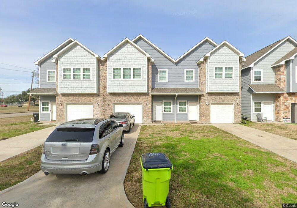 3207 Avenue O unit 2, Rosenberg, TX 77471 - photo 1