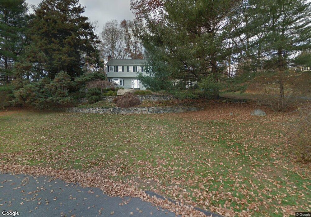 8 Brenner Ln, Norwalk, CT 06851 - photo 1