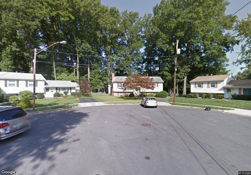 9544 Barkwood Ct, Fairfax, VA 22032 - photo 1