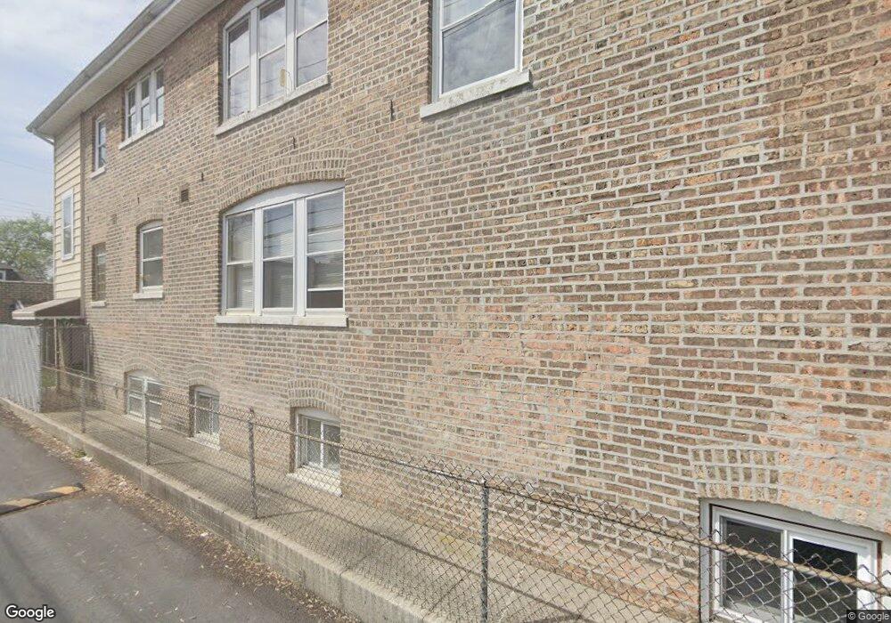 5215 W Oakdale Ave unit 2, Chicago, IL 60641 - photo 1