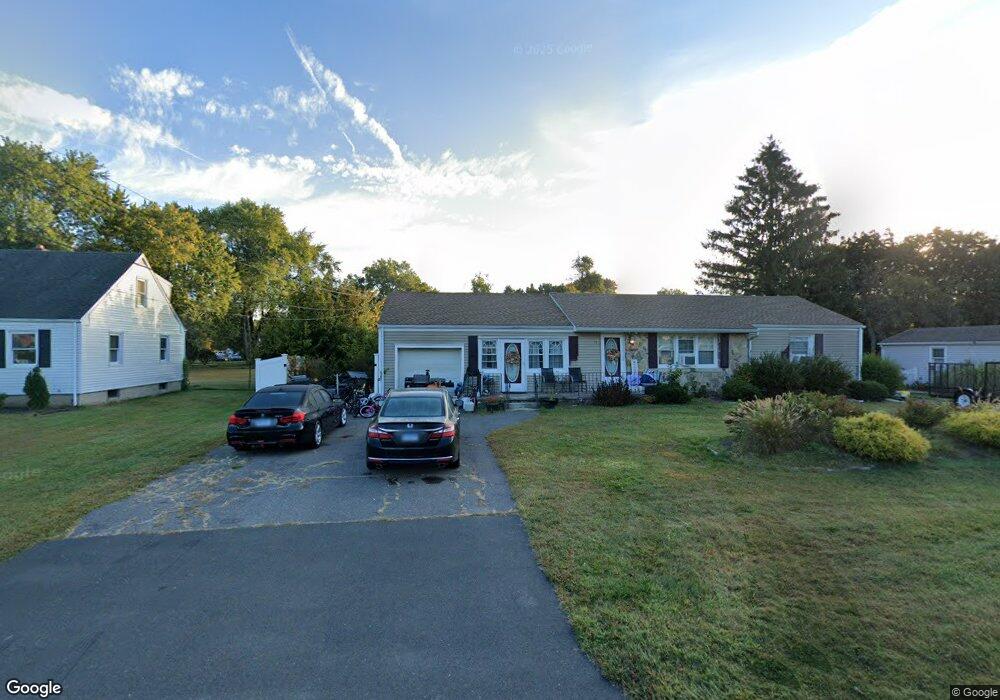 11 Stark Dr, East Granby, CT 06026 - photo 1