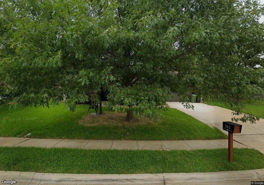 305 Somerset Cir, Bedford, TX 76022 - photo 1