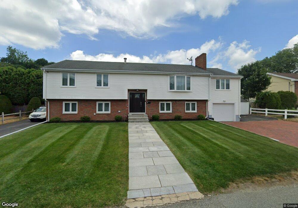 11 Saugus Ave, Saugus, MA 01906 - photo 1