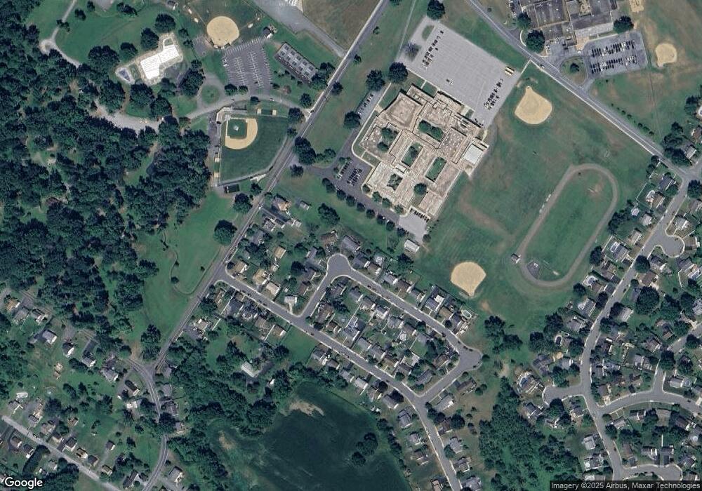 53 Eisenhower Dr, Boyertown, PA 19512 - photo 1