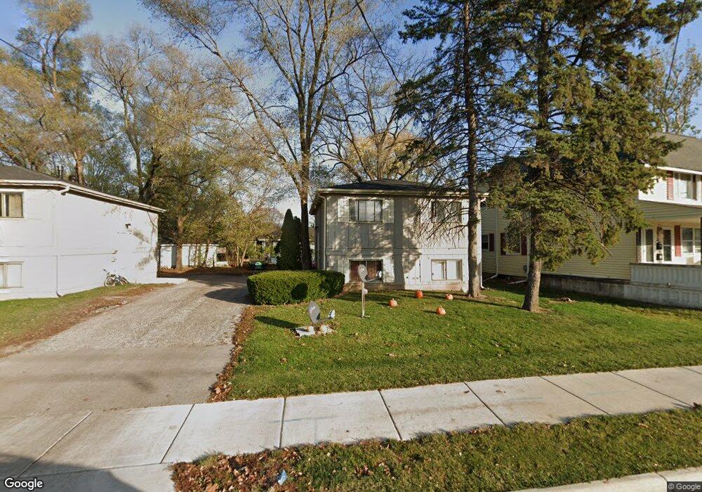 28 S Prairie St unit 30, Batavia, IL 60510 - photo 1