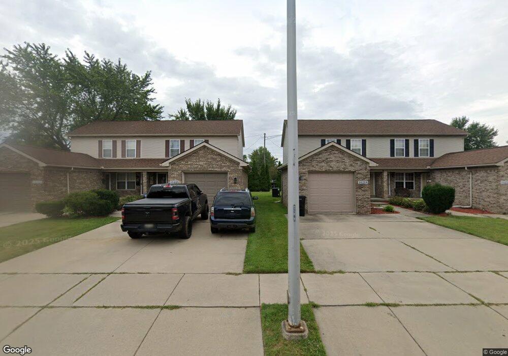 16218 E 11 Mile Rd unit 2, Roseville, MI 48066 - photo 1
