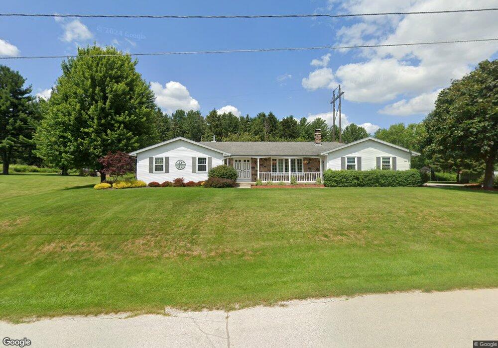 4567 Harvest Cir, Manitowoc, WI 54220 - photo 1