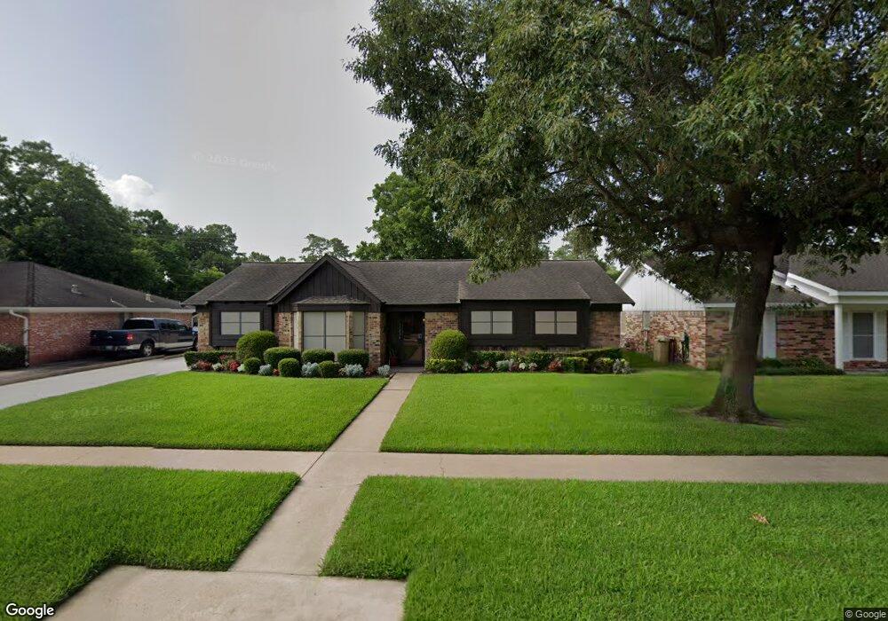 1123 W Donovan St, Houston, TX 77091 - photo 1