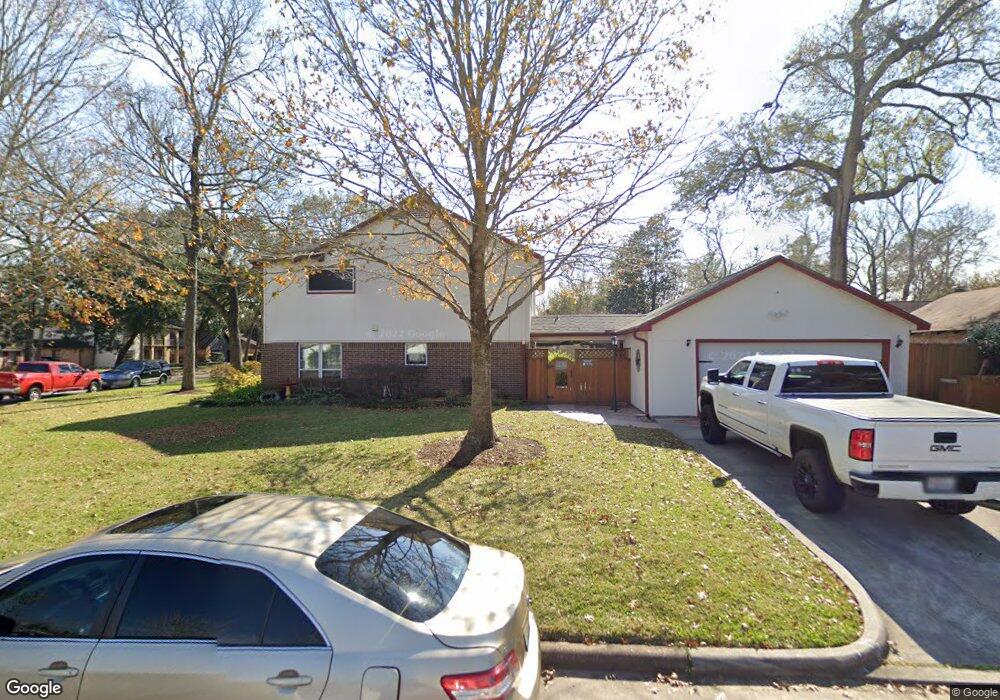 226 Saint Cloud Dr, Friendswood, TX 77546 - photo 1