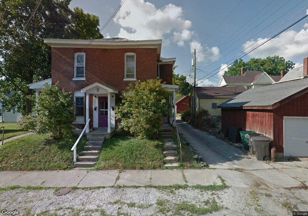 820 W Howard St unit .5, Muncie, IN 47305 - photo 1