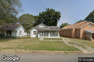 1118 Moscow Ave, Hickman, KY 42050