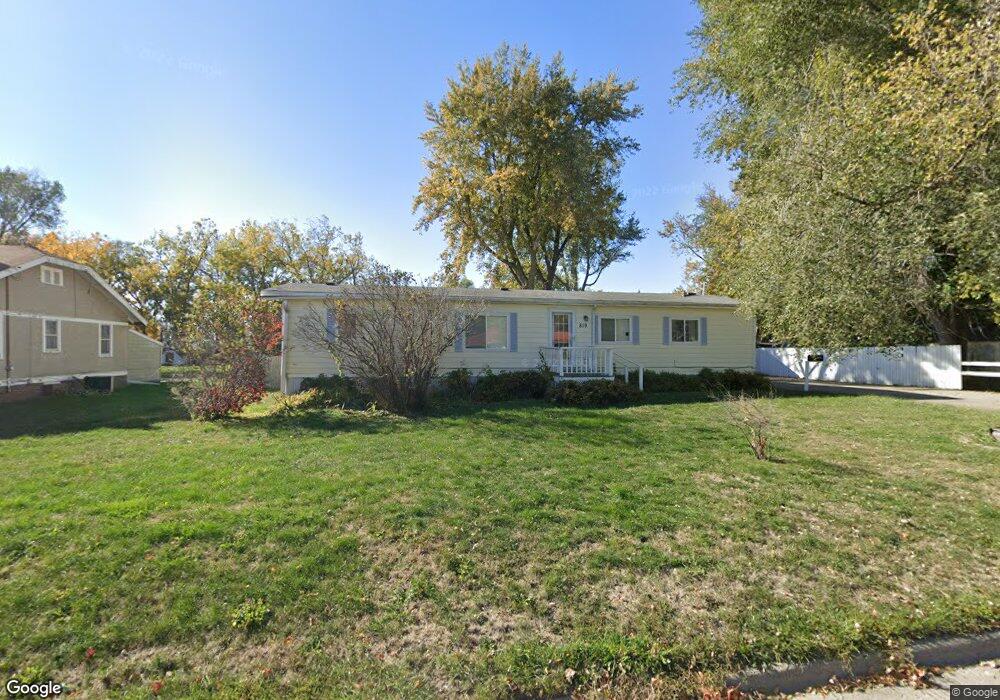 819 E 8th St N unit 1, Newton, IA 50208 - photo 1