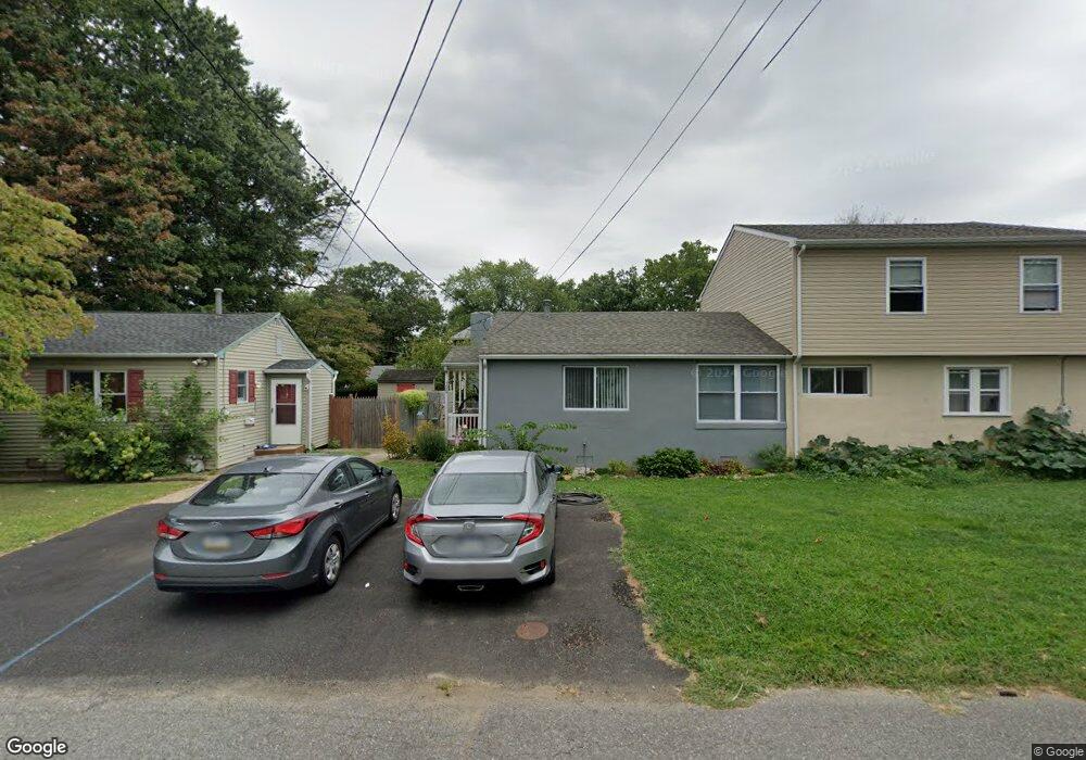 706 Maryland Ave, Wallingford, PA 19086 - photo 1