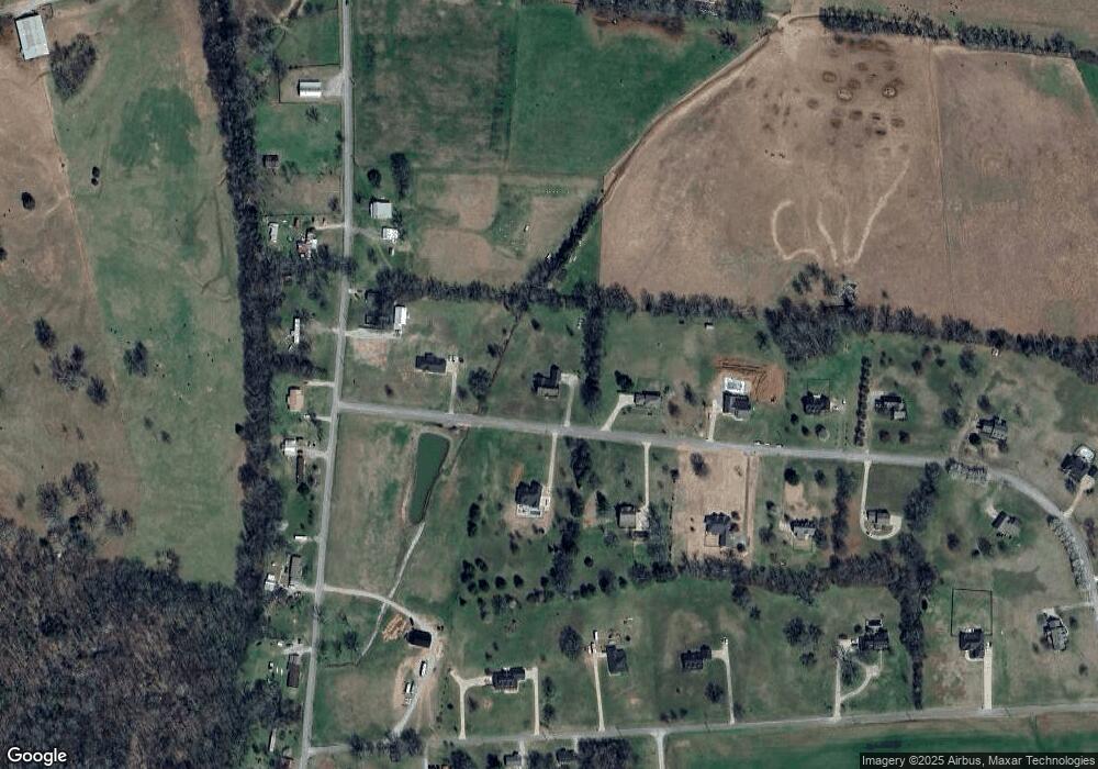 203 Sugar Tree Ln, Pulaski, TN 38478 - photo 1