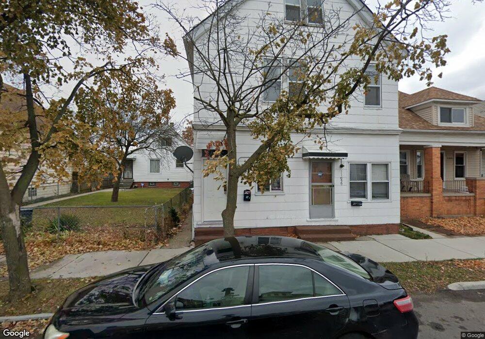 11637 Sobieski Unit#2 St, HamtraMcK, MI 48212 - photo 1