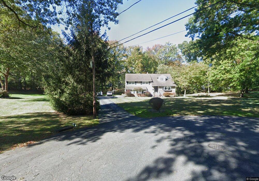 5 Wheatly Ct, Scotch Plains, NJ 07076 - photo 1