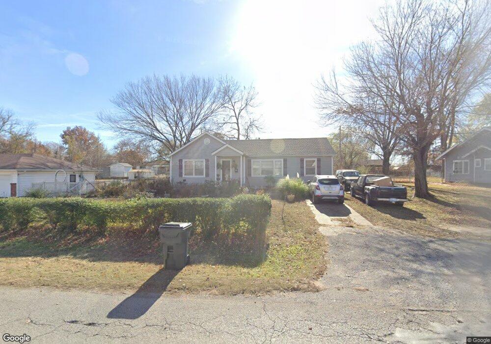 502 E 20th St, Okmulgee, OK 74447 - photo 1