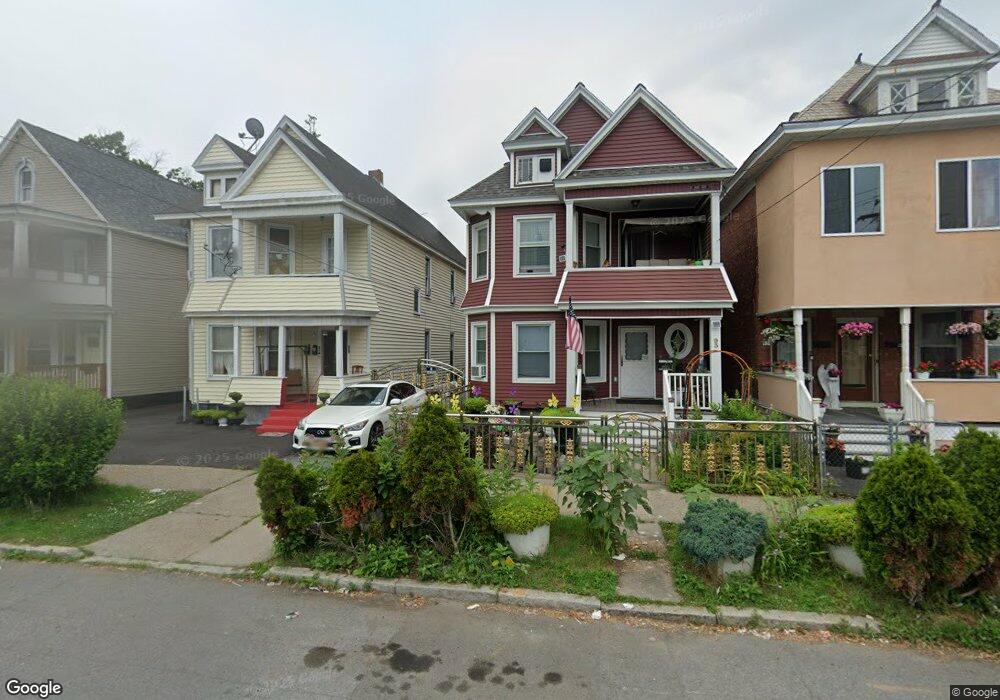 91 Mcclellan St, Schenectady, NY 12304 - photo 1