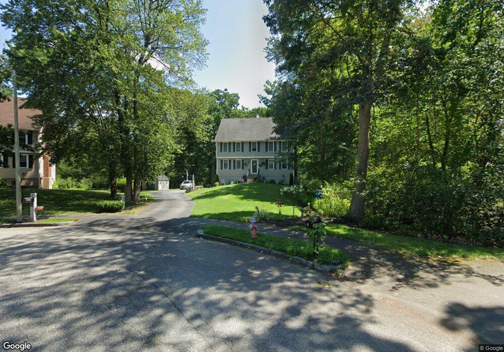 8 Gatehouse Ln, Wilmington, MA 01887 - photo 1