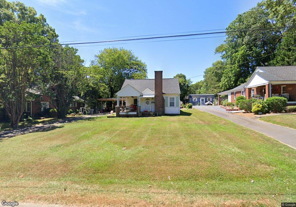 1241 Sunset Dr, Asheboro, NC 27205 - photo 1