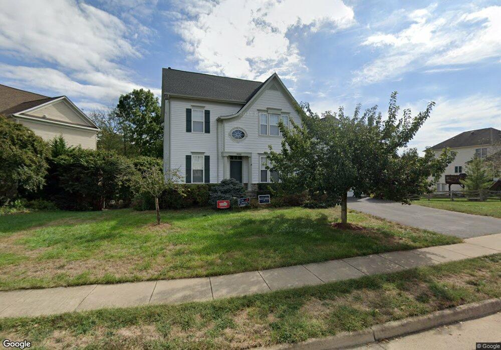 9010 Roaring Spring Loop, Bristow, VA 20136 - photo 1