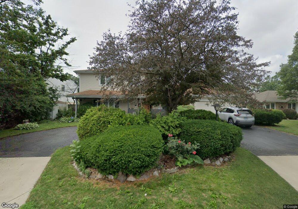 1360 Shagbark Dr, Des Plaines, IL 60018 - photo 1