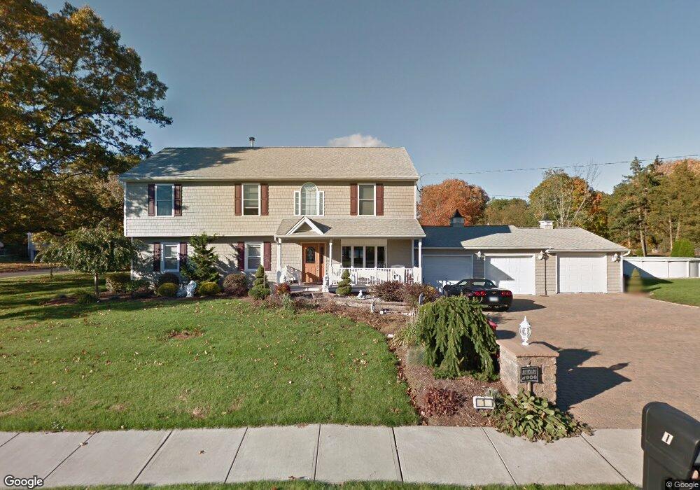 1 Saw Mill Ln, Plantsville, CT 06479 - photo 1