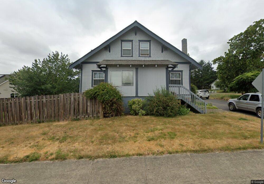 751 SW 11th St, Dundee, OR 97115 - photo 1