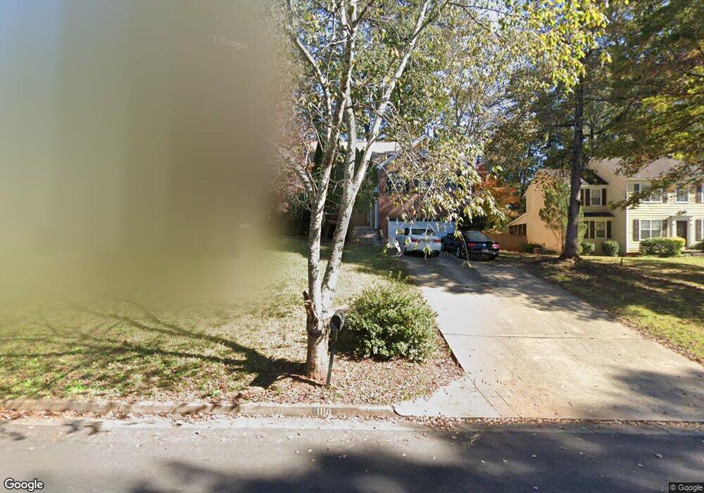 1110 Taylor Oaks Dr, Roswell, GA 30076 - photo 1