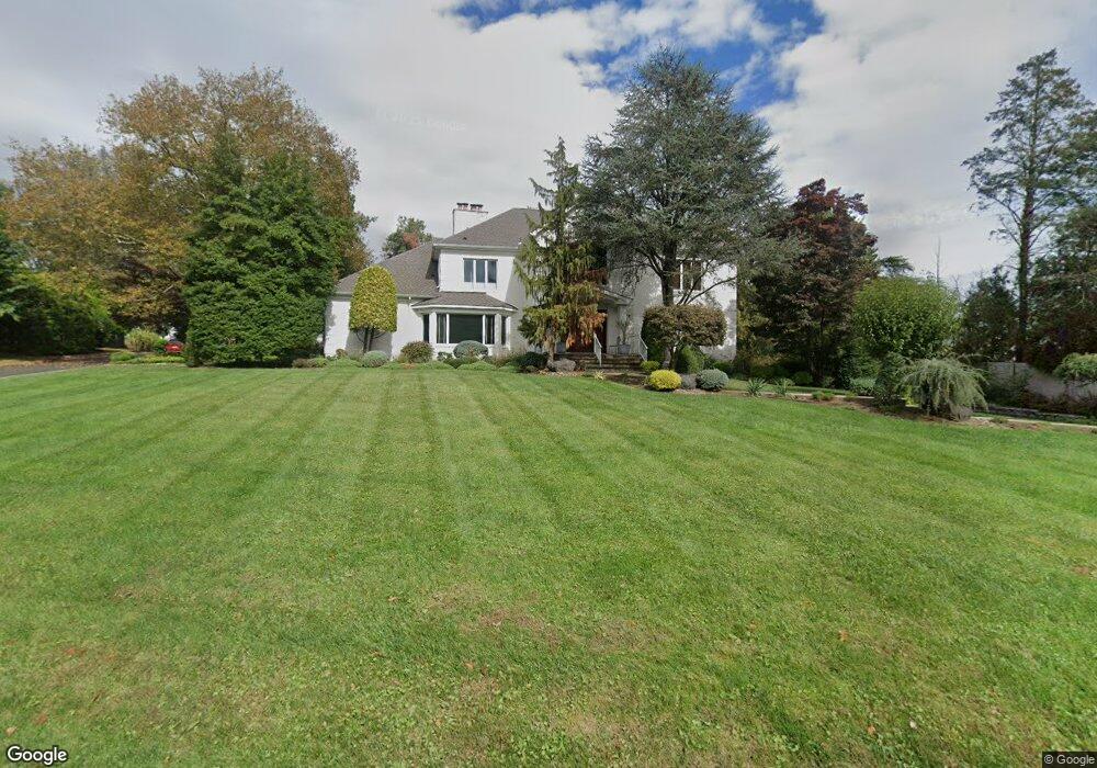 8 Hemlock Dr, Edison, NJ 08820 - photo 1