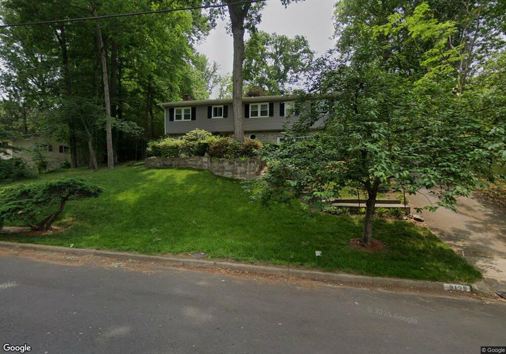 9135 Santayana Dr, Fairfax, VA 22031 - photo 1