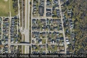 27 5th St, McMechen, WV 26040