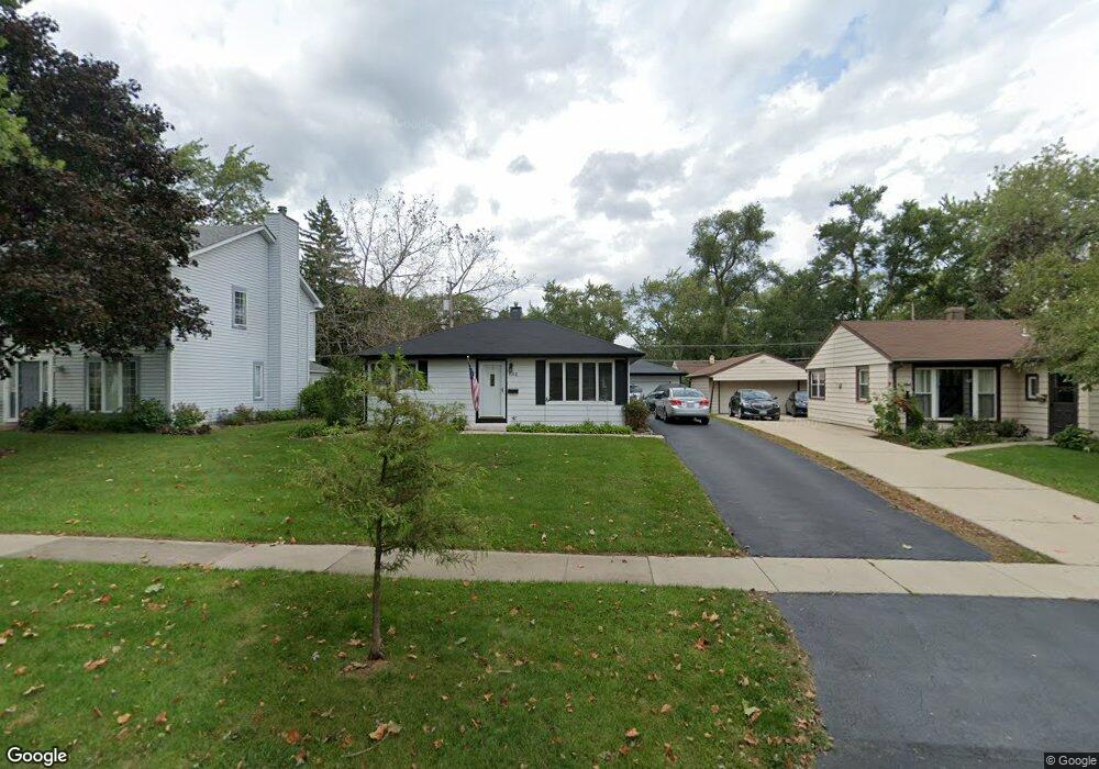 2112 Hawk Ln, Rolling Meadows, IL 60008 - photo 1