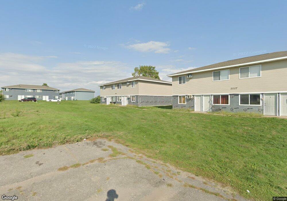 2223 Westdale Dr SW unit 7, Cedar Rapids, IA 52404 - photo 1