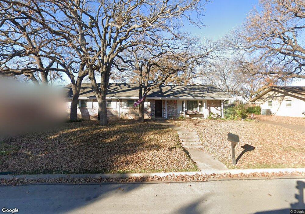 233 Cooper Dr, Hurst, TX 76053 - photo 1