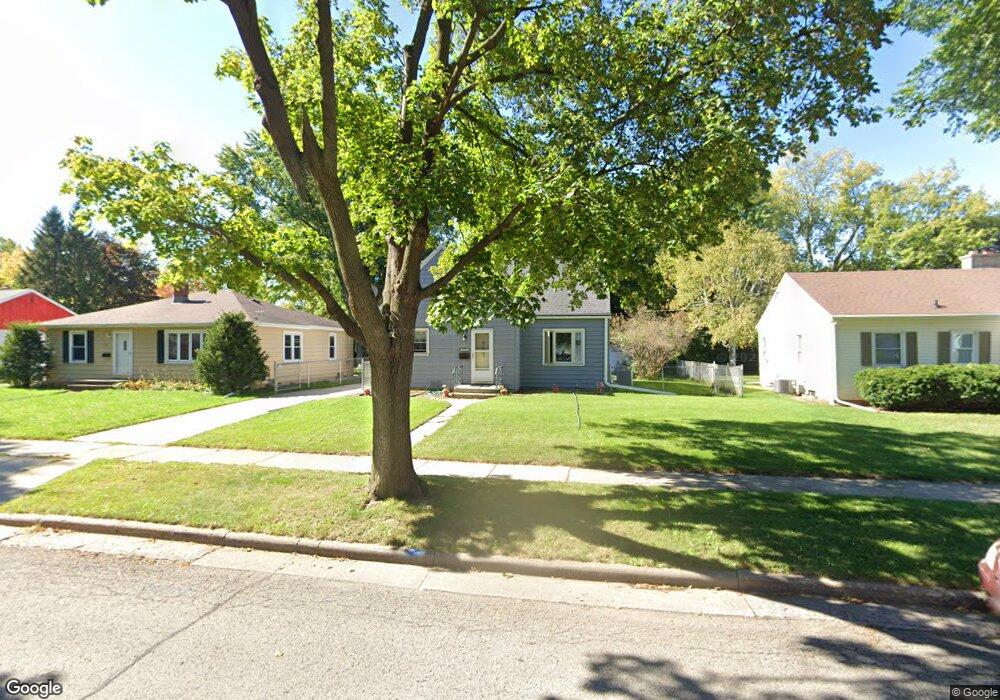 1711 S Willkie St, Appleton, WI 54915 - photo 1