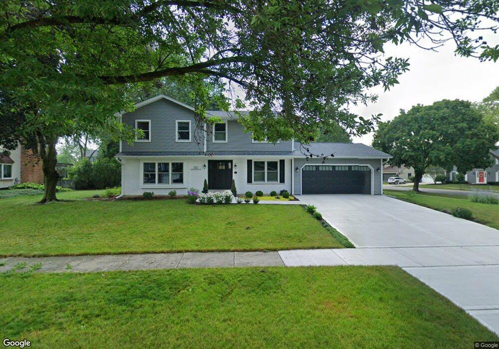 701 Antietam Ct, Naperville, IL 60540 - photo 1