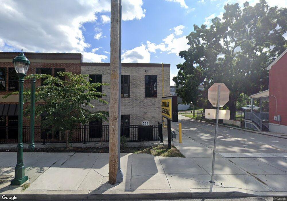 217 E Franklin St, Hagerstown, MD 21740 - photo 1