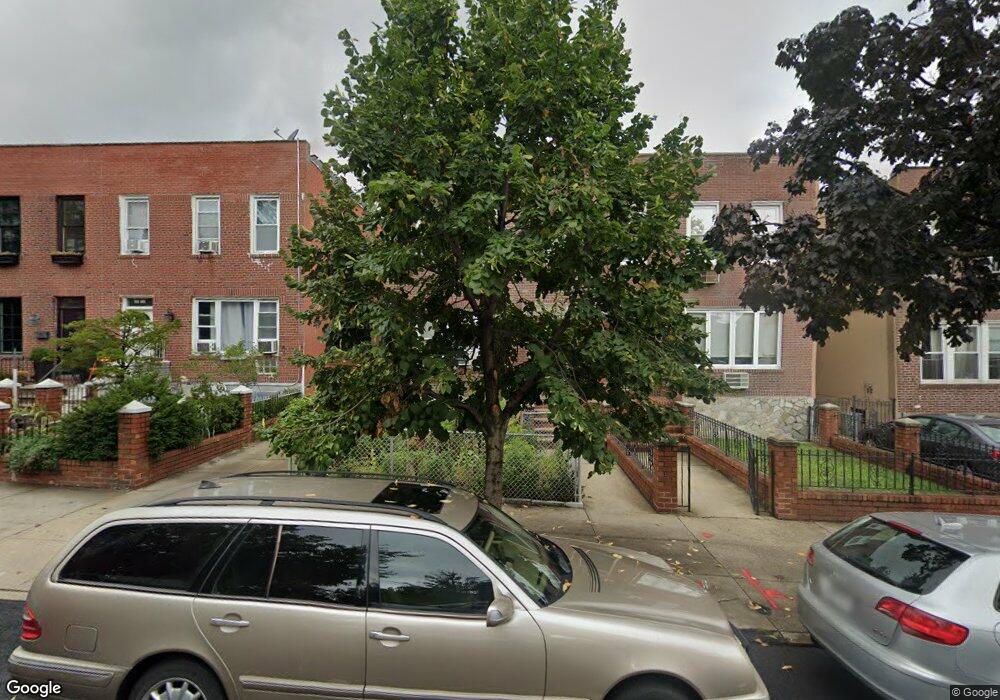 20-48 35 Th St unit C-1, New York City, NY 11103 - photo 1